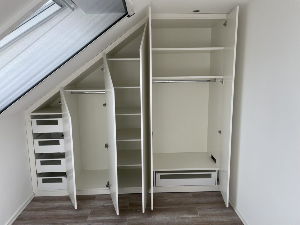 Kleiderschrank2